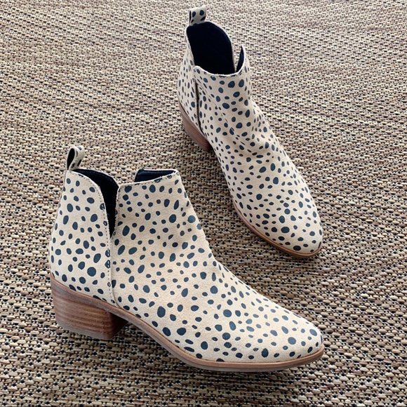 Dolce Vita Leopard Leather Ankle Boots Kaidie - Picture 1 of 11